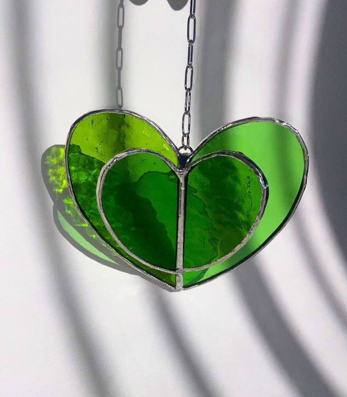fluttering_green